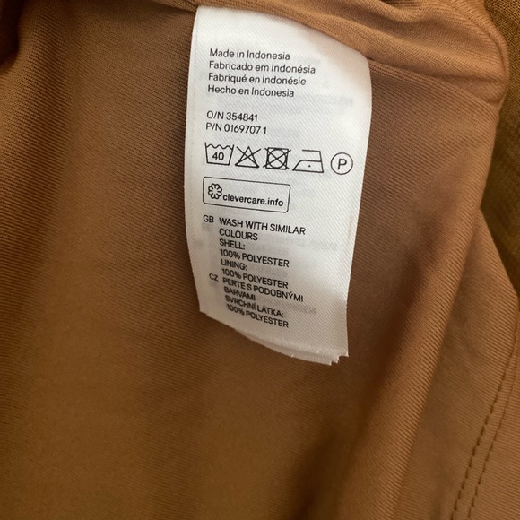 H&M Dress - Picture 8 of 8